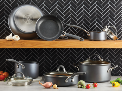 Circulon ScratchDefense A1 Series 10-piece set is the ultimate cookware set for vacation rental homes.