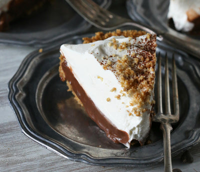 Chocolate-Orange Pudding Pie with Pretzel Crust