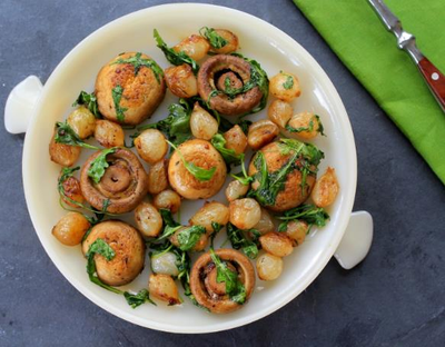 Sautéed Mushrooms and Pearl Onions