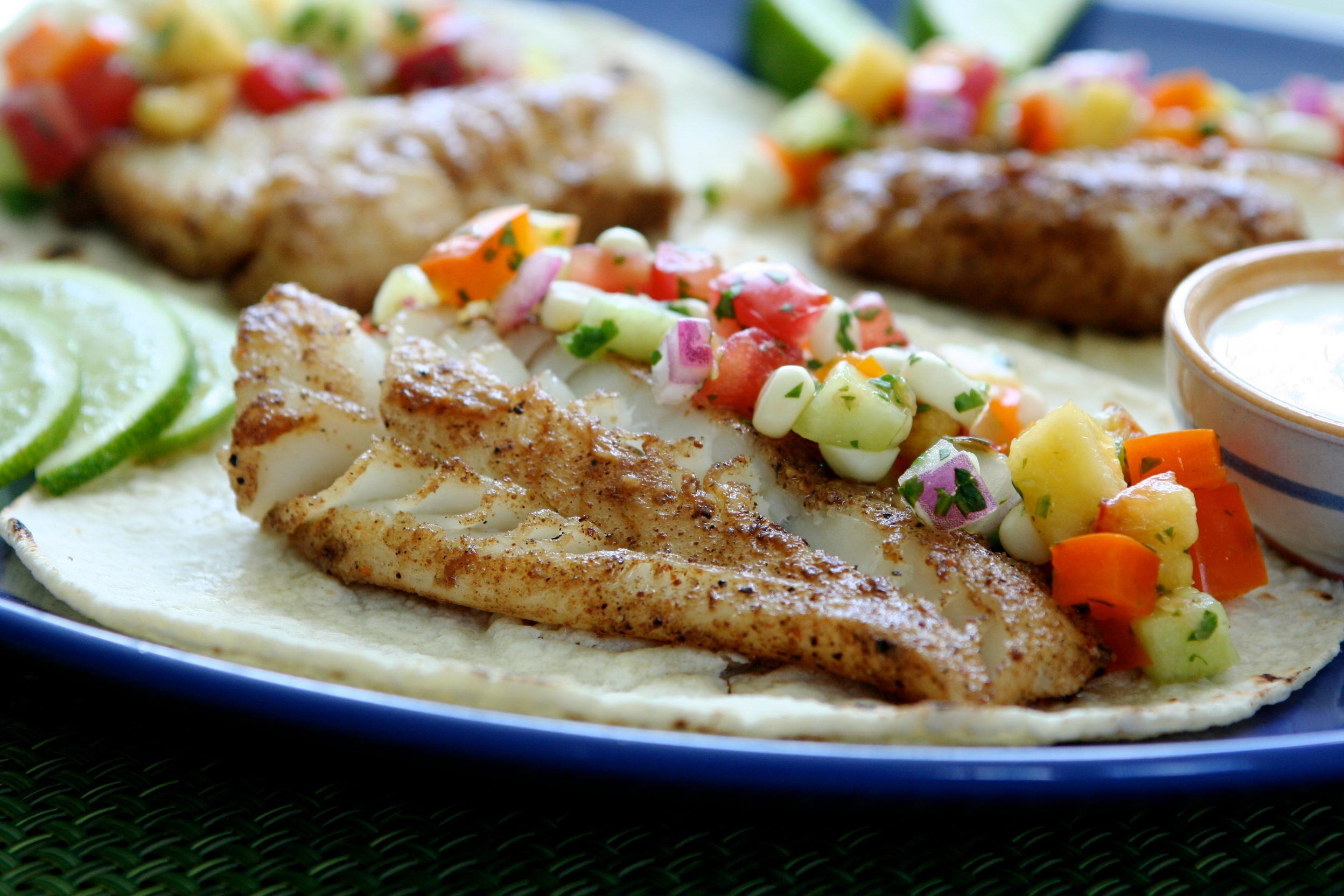 Soft Fish Tacos With Farmer's Market Salsa - Circulon Cookware