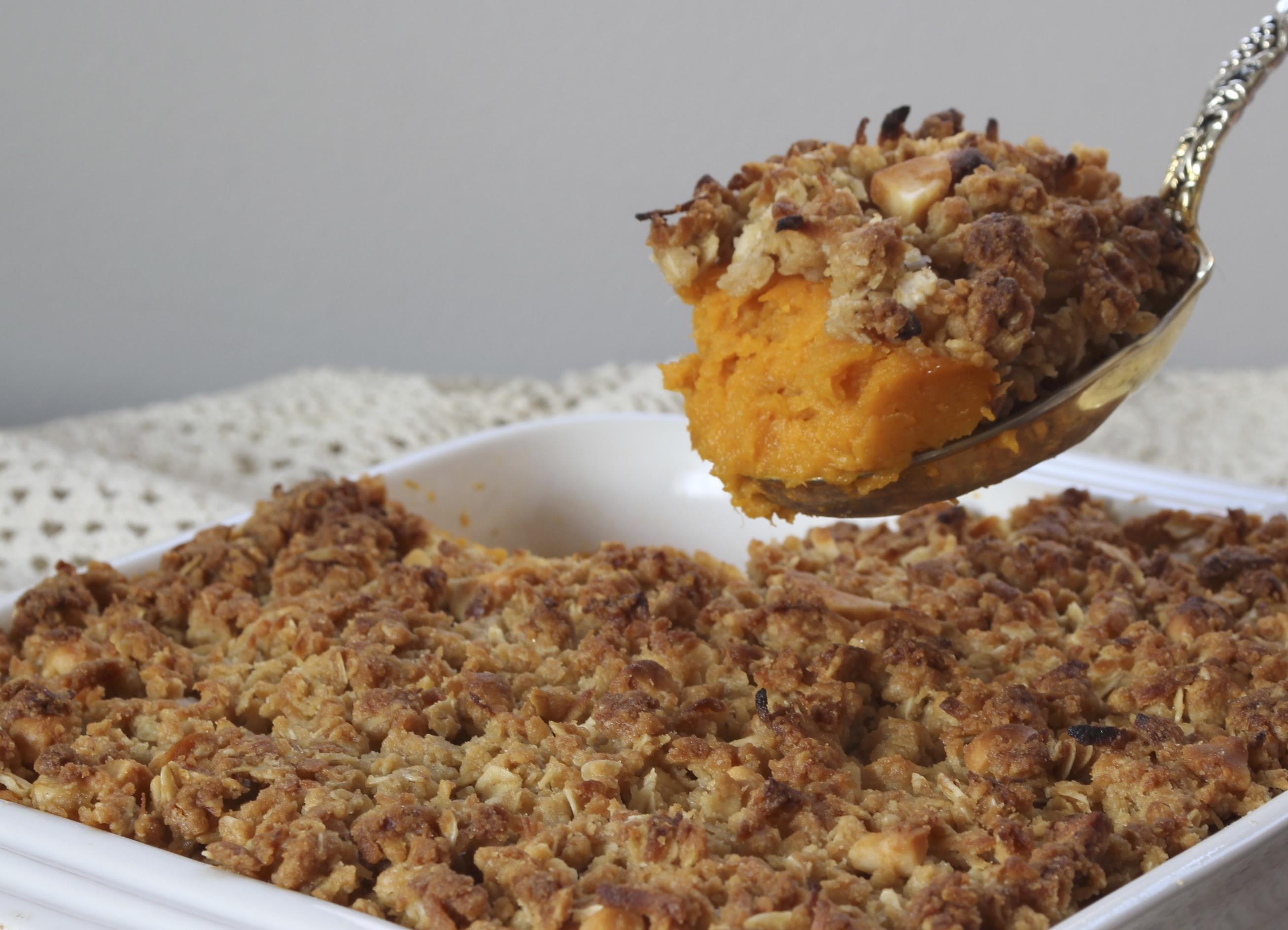 Sweet Potato Casserole with Coconut-Macadamia Topping - Circulon Cookware