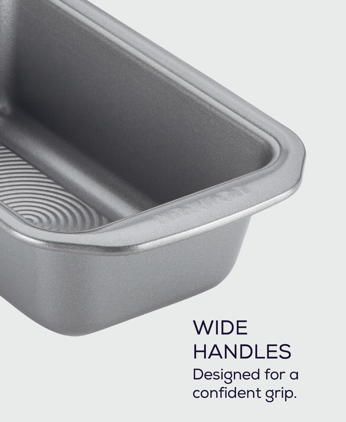 The 9-by-5-Inch Loaf Pans, Set of 4, feature heavy-gauge steel construction with wide handles for a confident grip and excellent warp resistance.